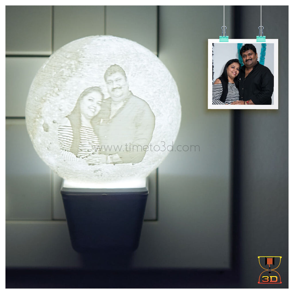 3D Printed Wall Mounted Moon Lamp